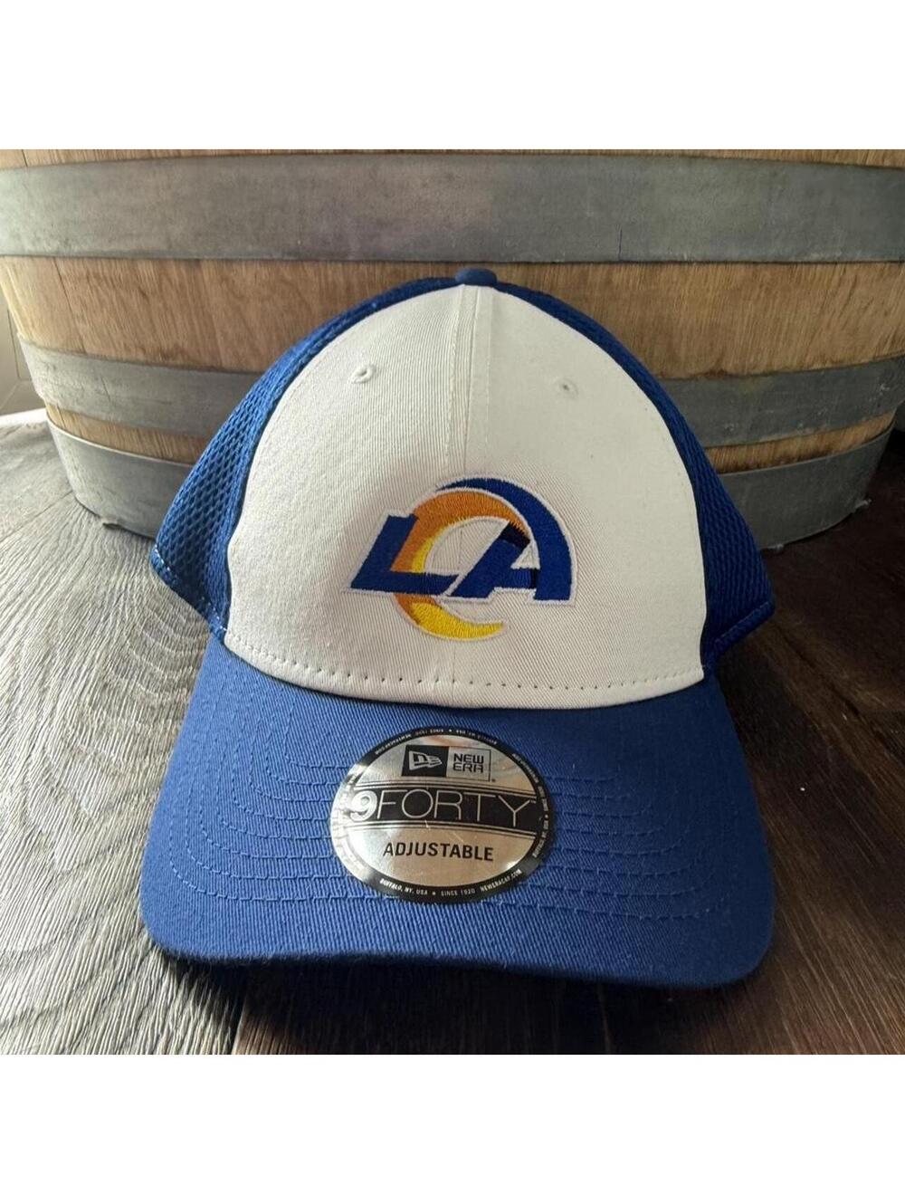 New Era 9FORTY Los Angeles Rams adjustable trucker hat.